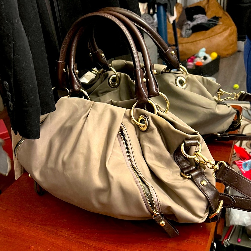 Vince Camuto Pouch/Satchel in taupe/ brn leather and nylon